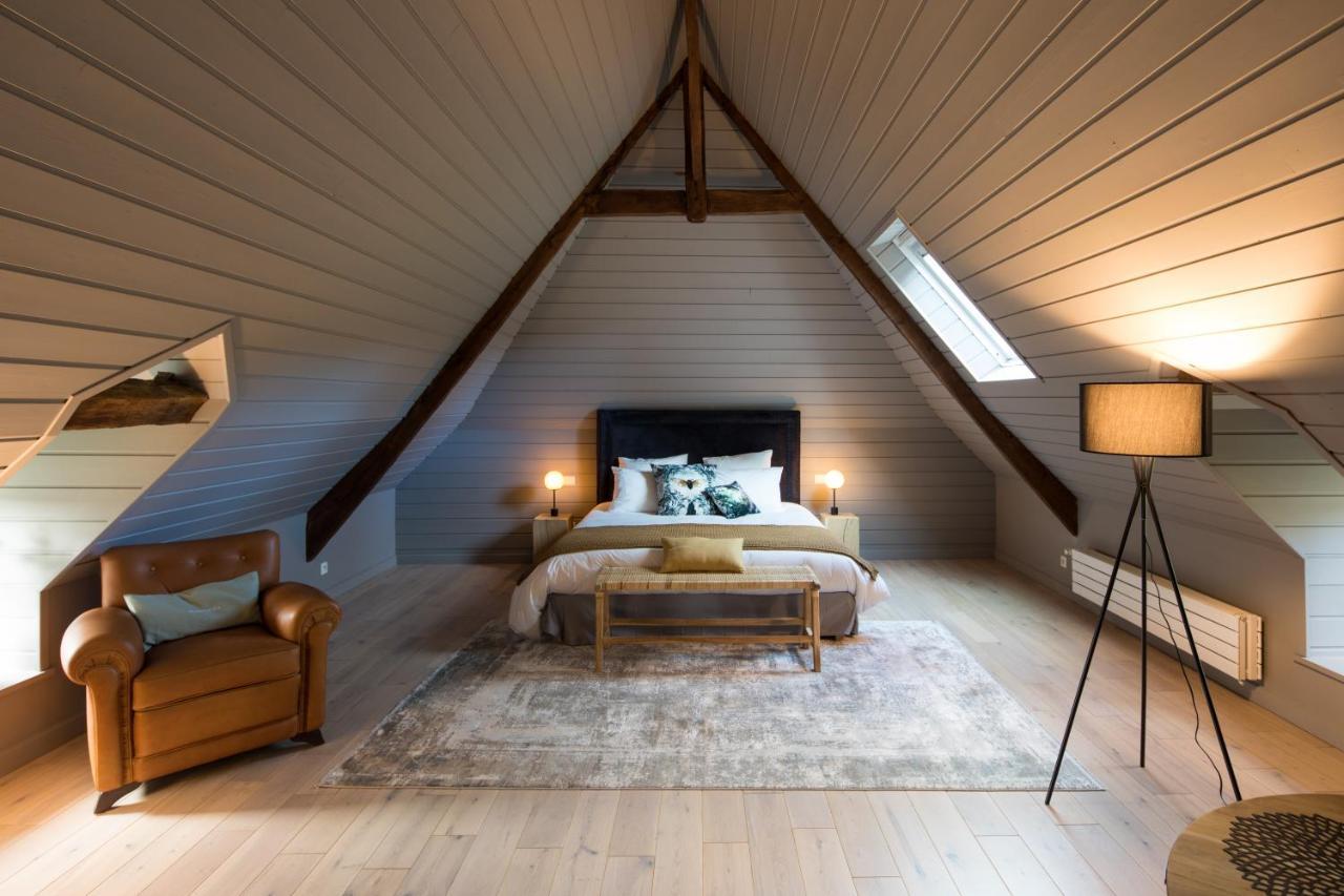 Manoir Du Vau D Arz Gites Et Chambres D Hotes Avec Piscine Malansac 外观 照片